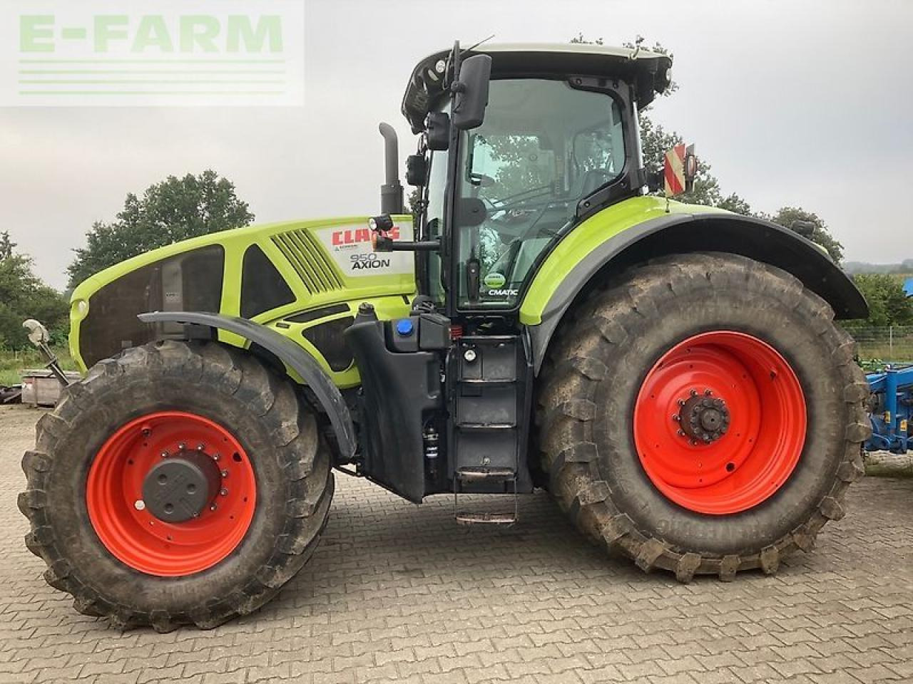 Tractor CLAAS axion 950