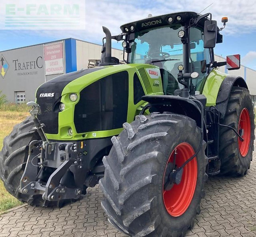Tractor CLAAS axion 950 cmatic