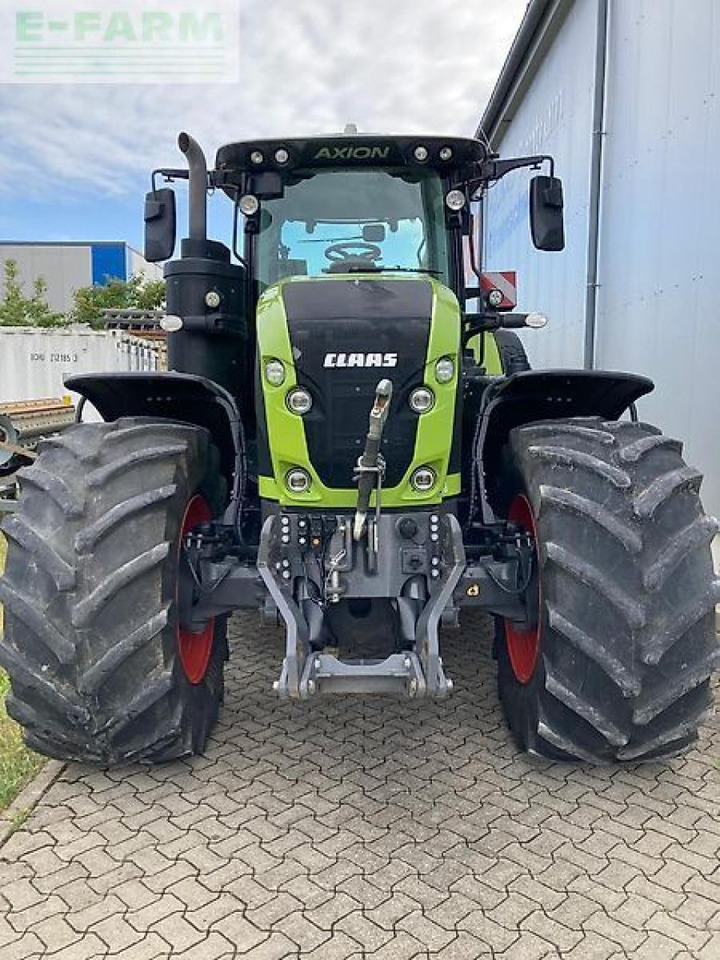 Tractor CLAAS axion 950 cmatic