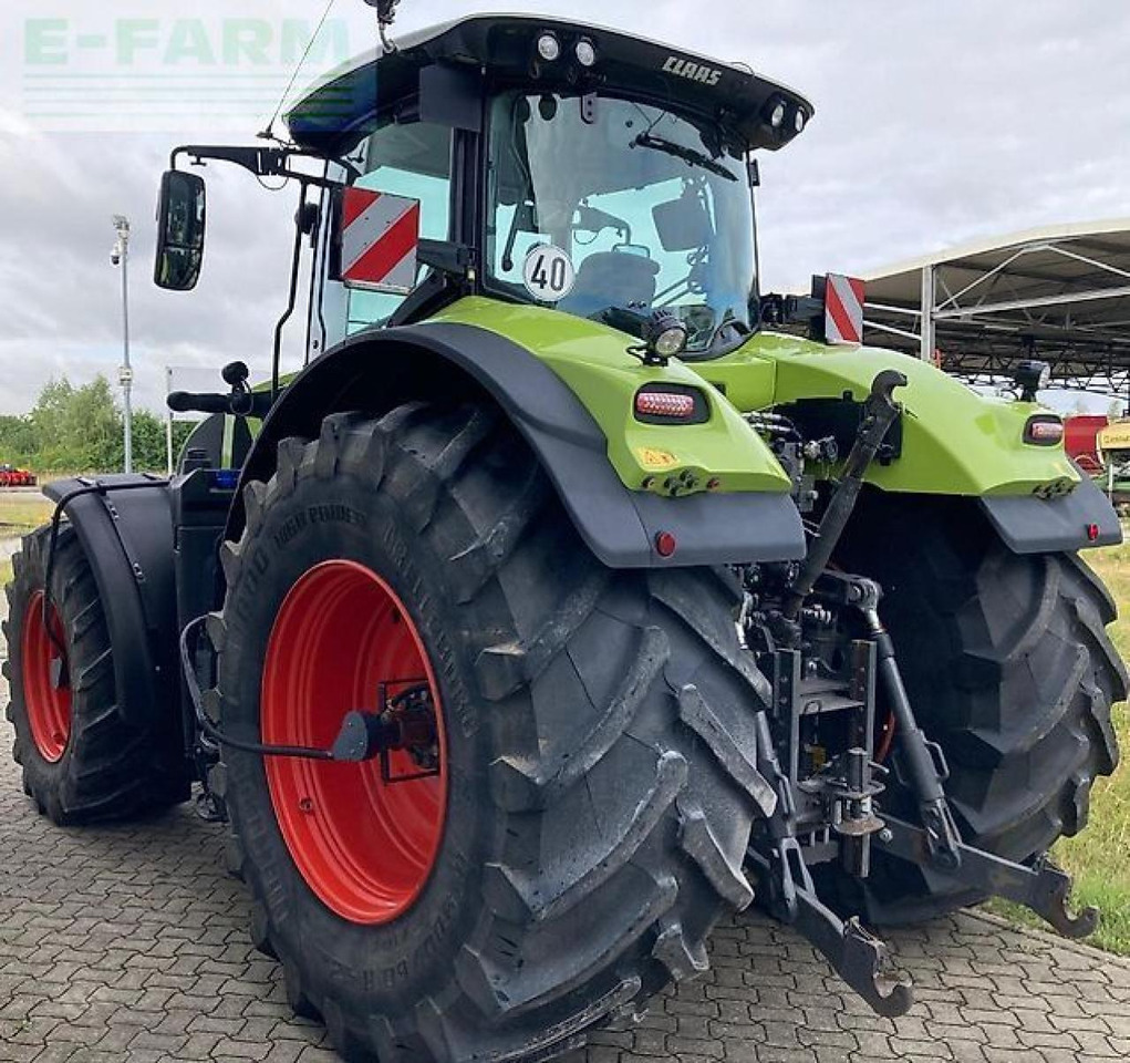 Tractor CLAAS axion 950 cmatic
