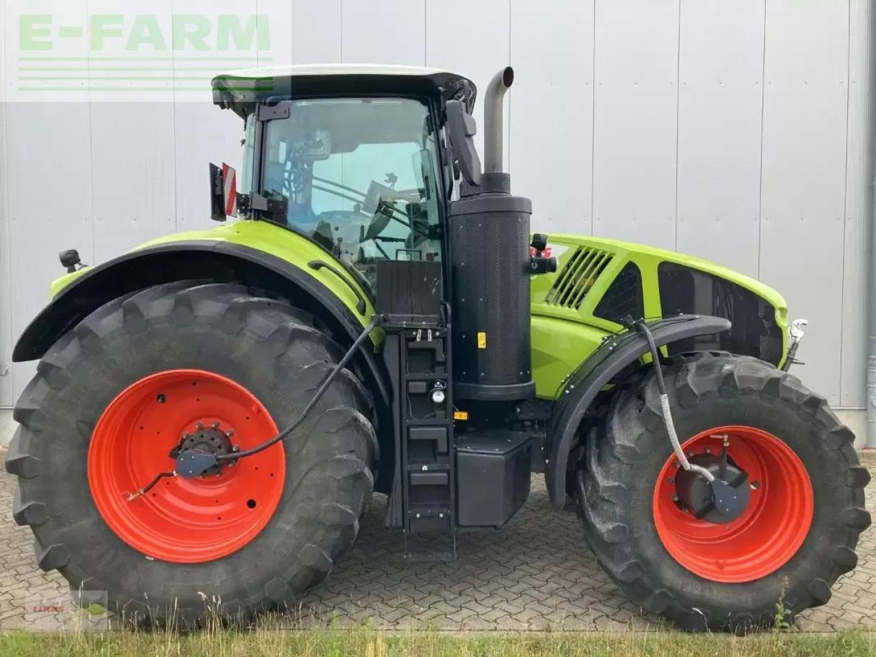 Tractor CLAAS axion 950 cmatic