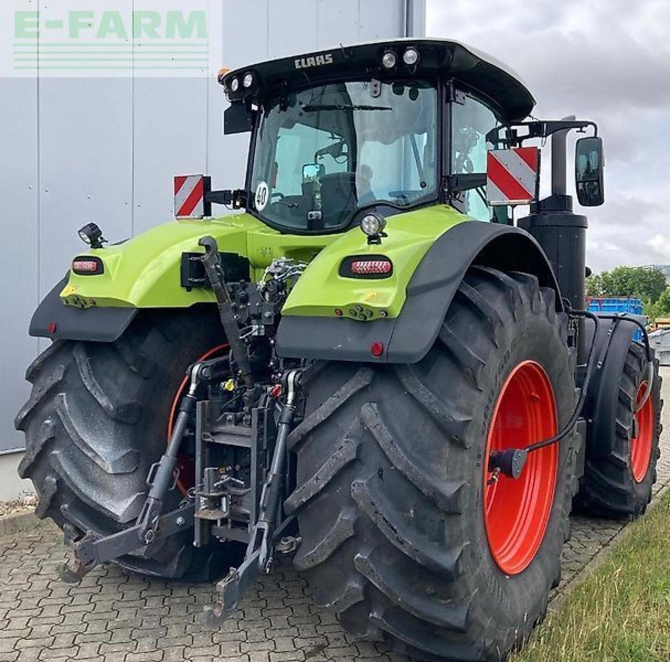 Tractor CLAAS axion 950 cmatic