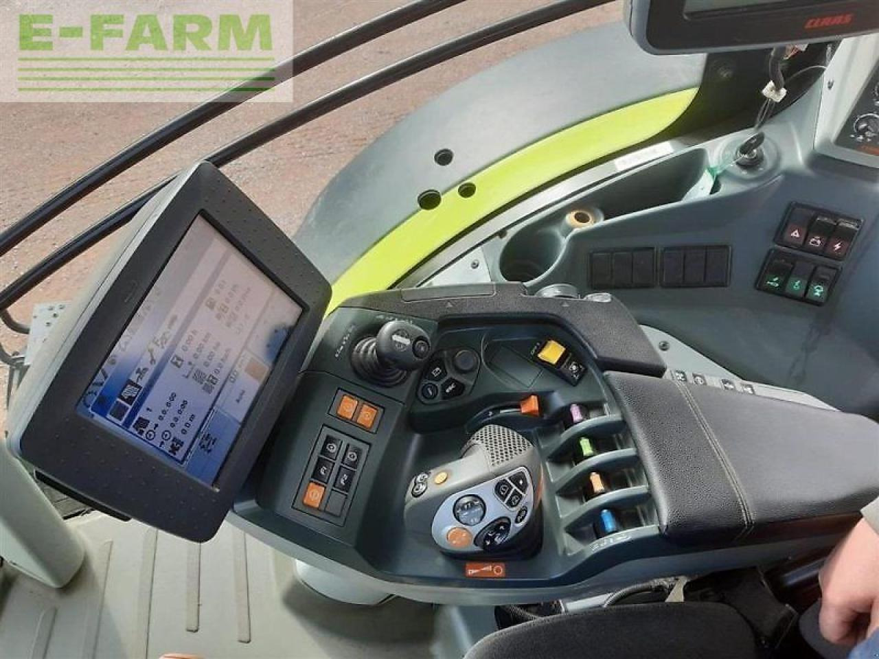 Tractor CLAAS axion 950 cmatic cebis CMATIC CEBIS