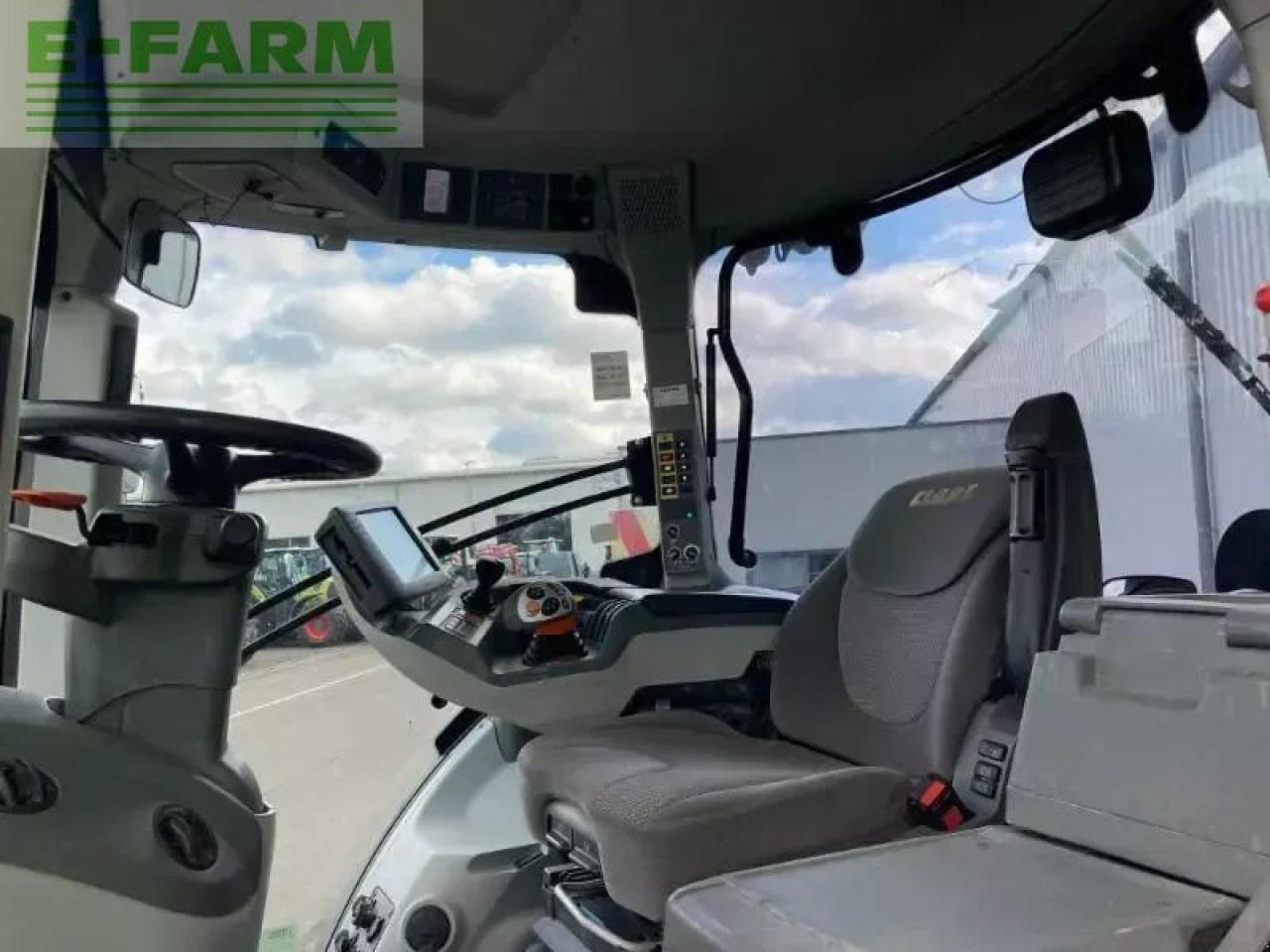 Tractor CLAAS axion 950 cmatic cebis CMATIC CEBIS