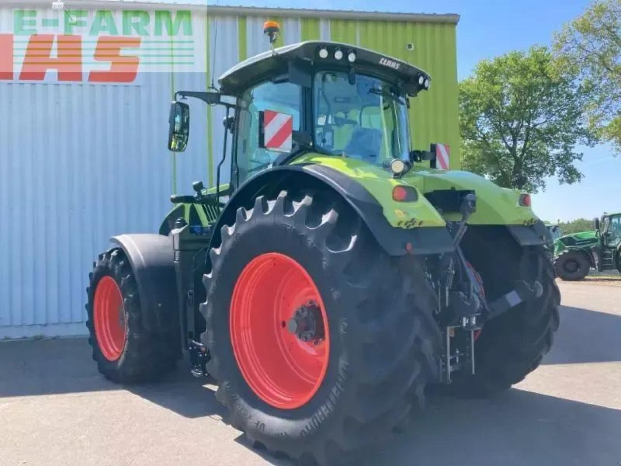 Tractor CLAAS axion 950 cmatic cis+ CMATIC CIS+