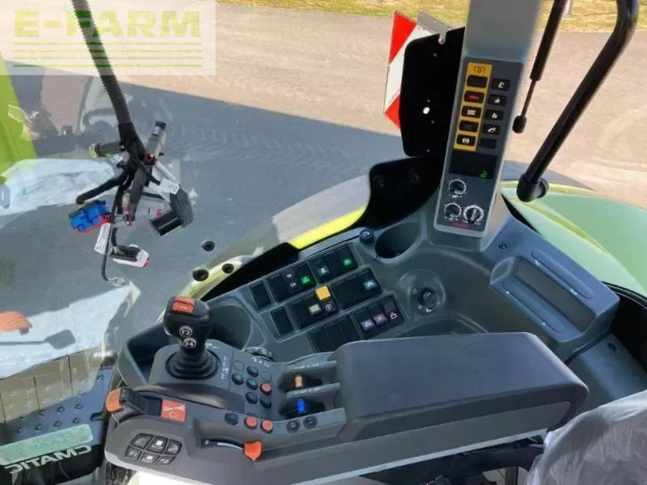 Tractor CLAAS axion 950 cmatic cis+ CMATIC CIS+