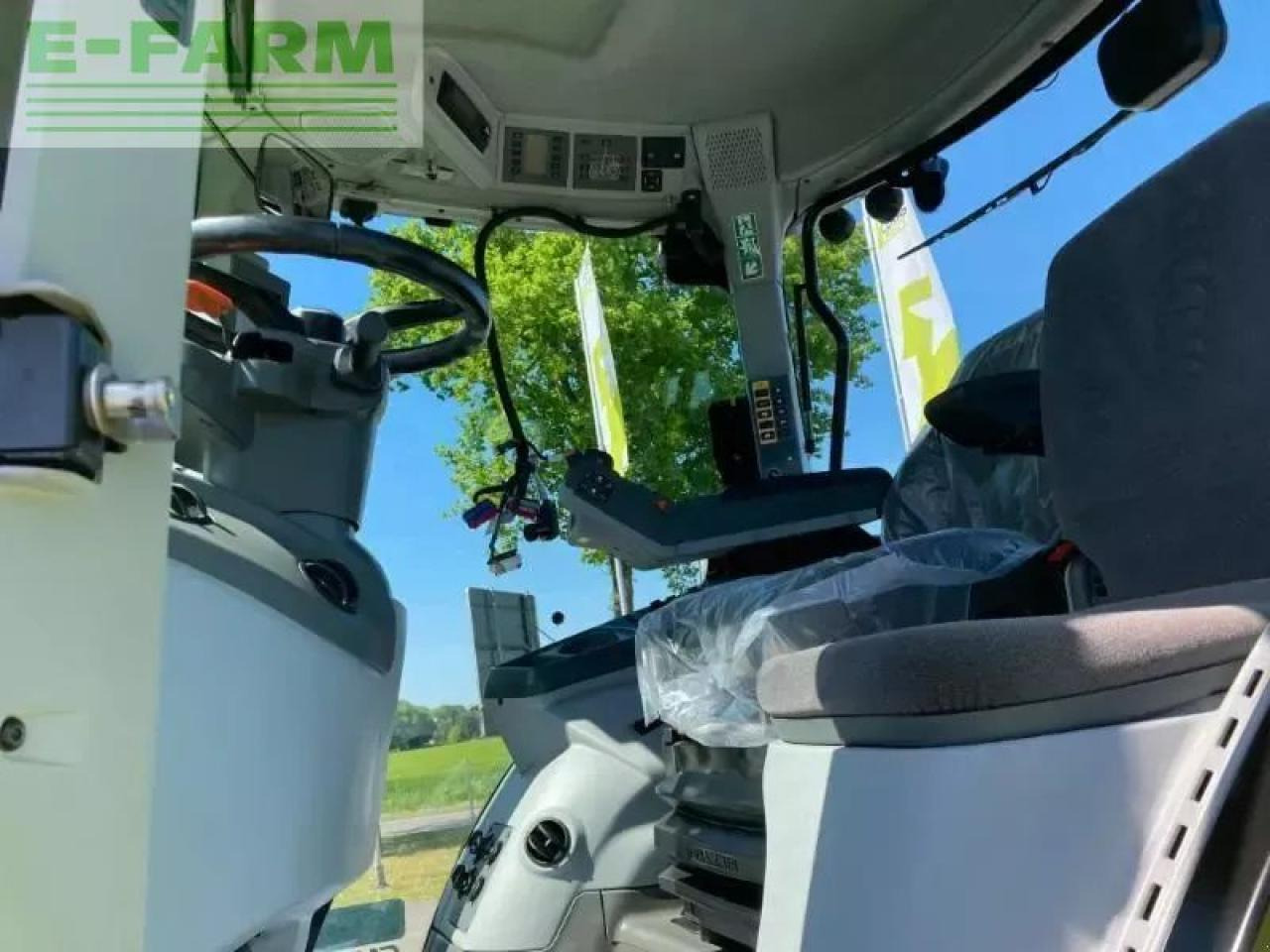 Tractor CLAAS axion 950 cmatic cis+ CMATIC CIS+