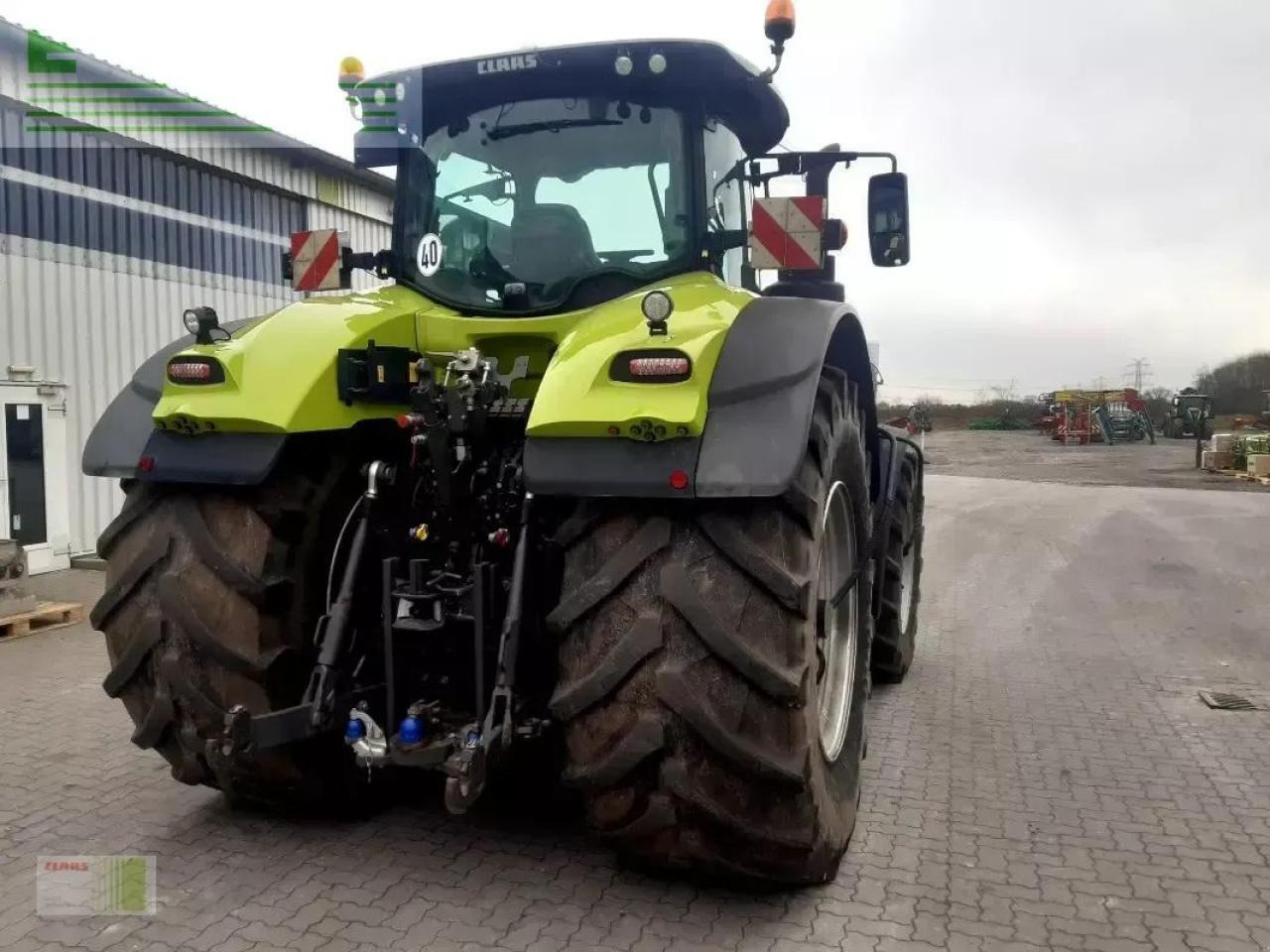 Tractor CLAAS axion 950 cmatic ctic