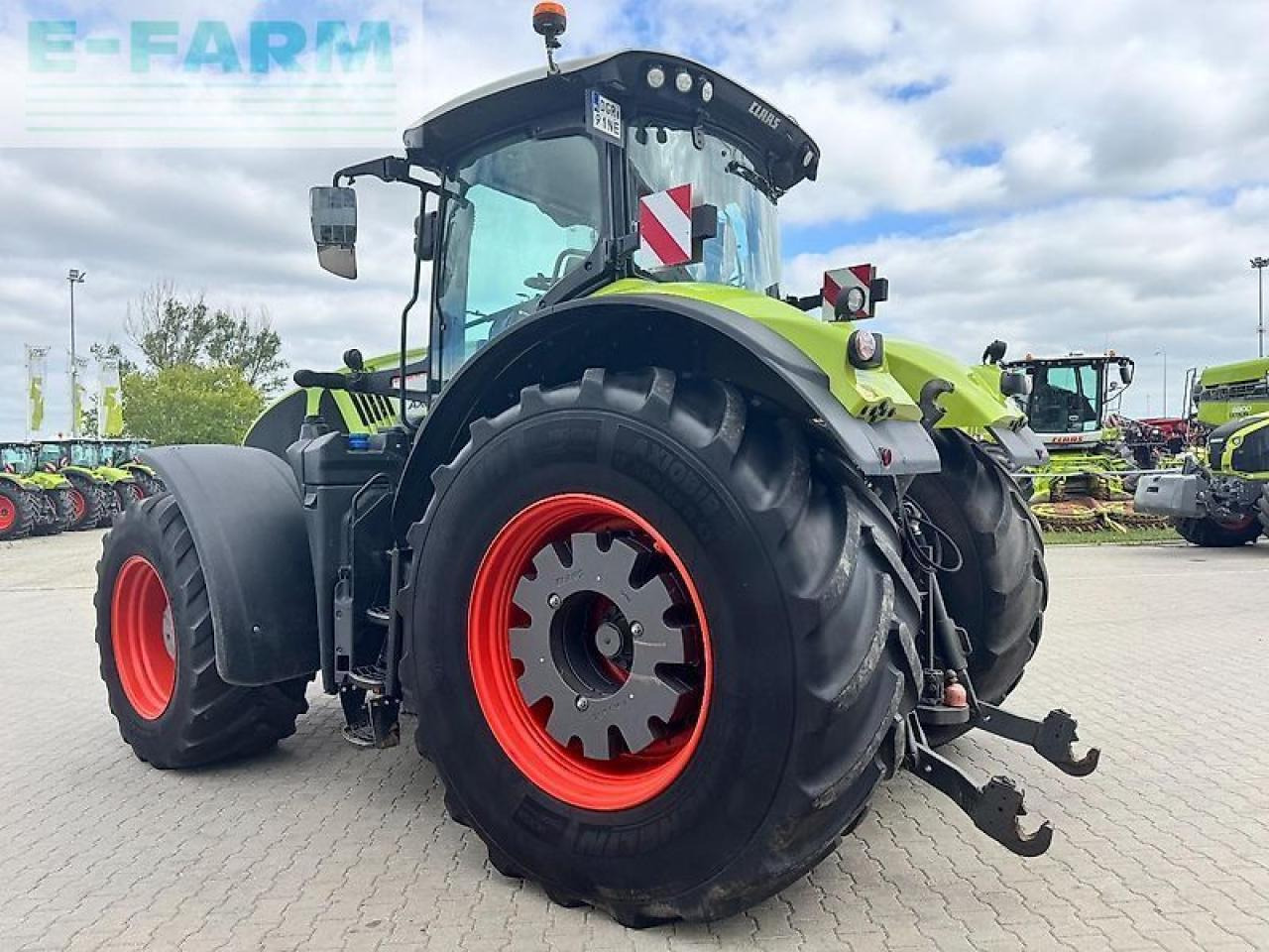 Tractor CLAAS axion 960