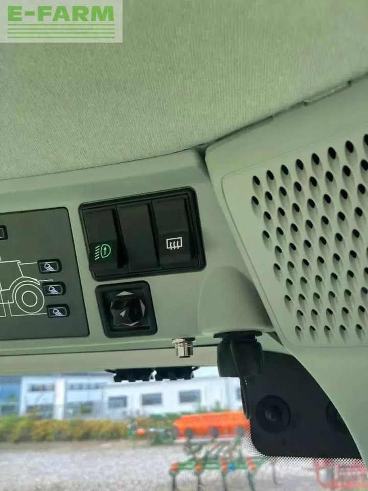 Tractor CLAAS axion 960