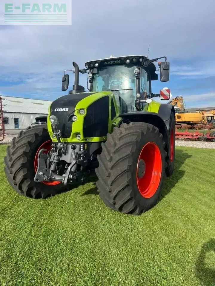 Tractor CLAAS axion 960