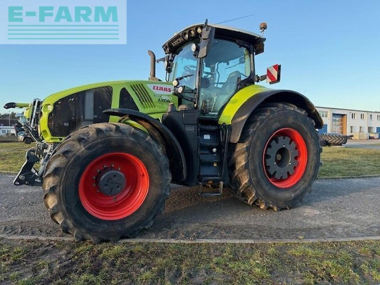Tractor CLAAS axion 960
