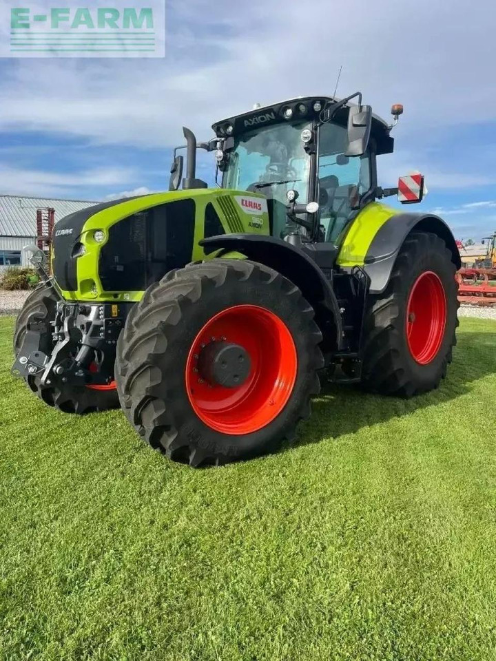 Tractor CLAAS axion 960