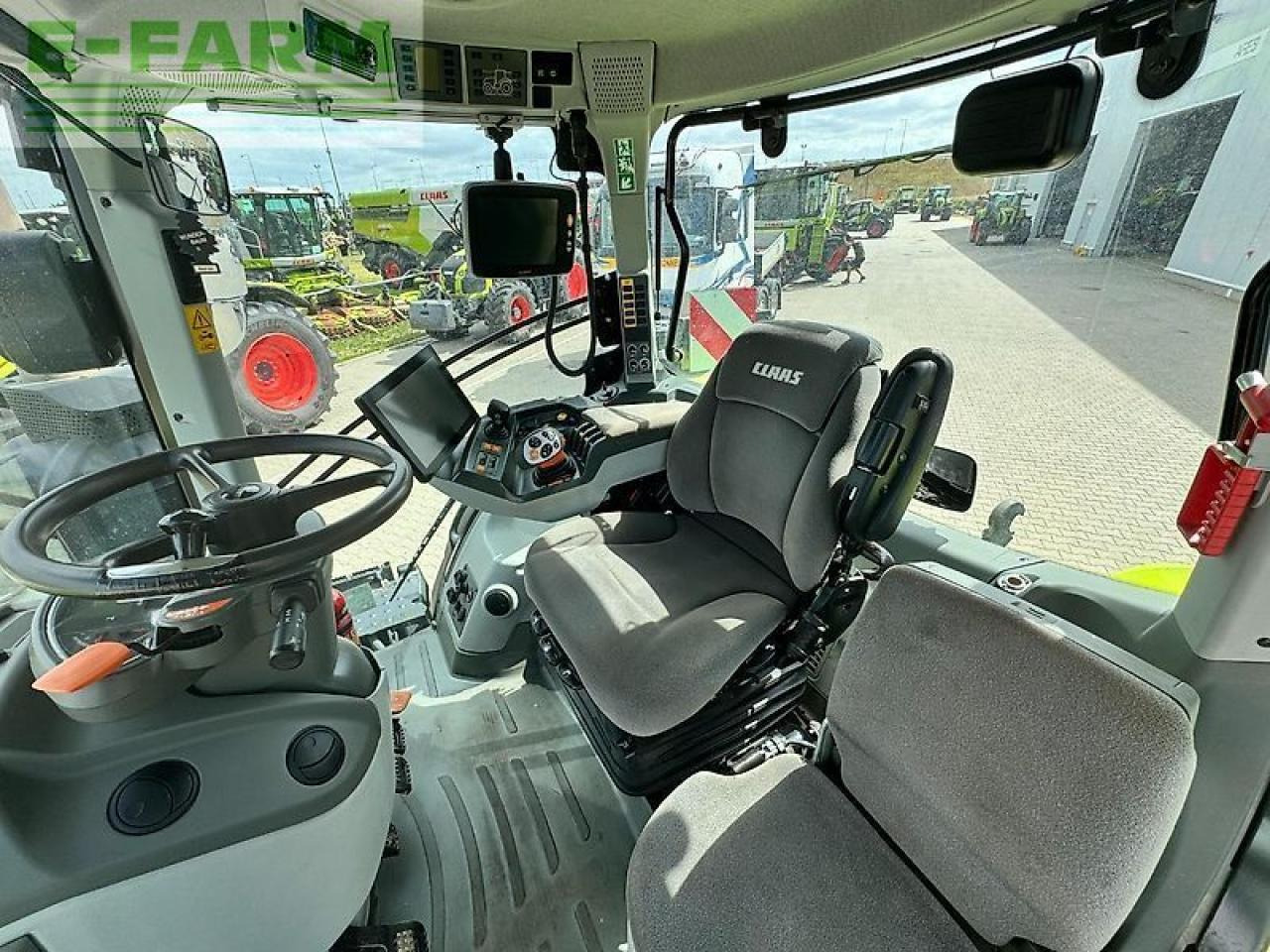 Tractor CLAAS axion 960