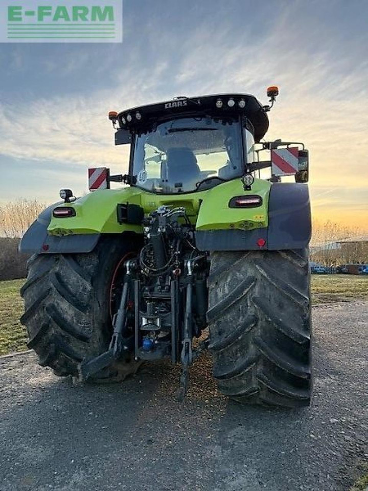 Tractor CLAAS axion 960
