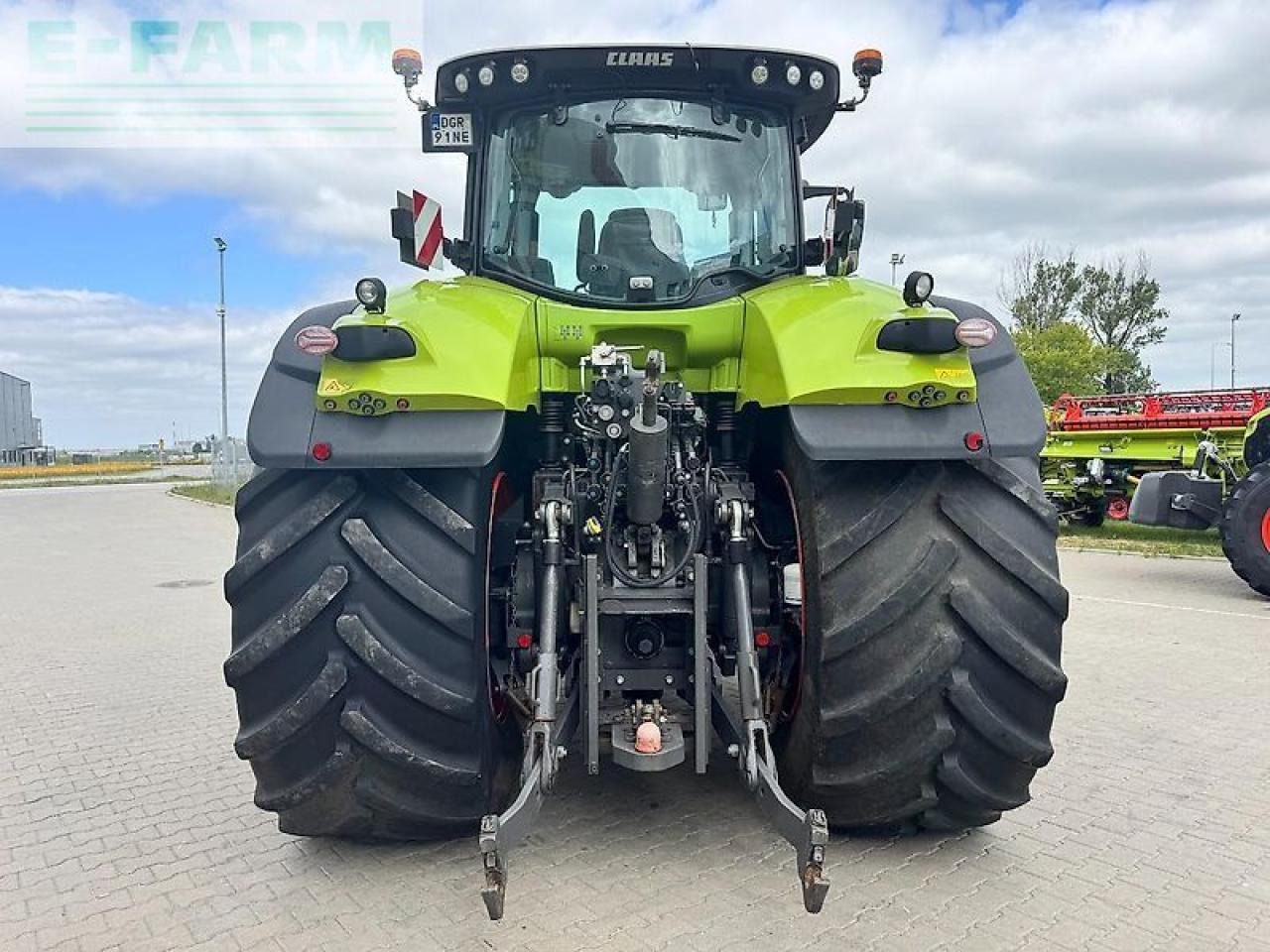 Tractor CLAAS axion 960