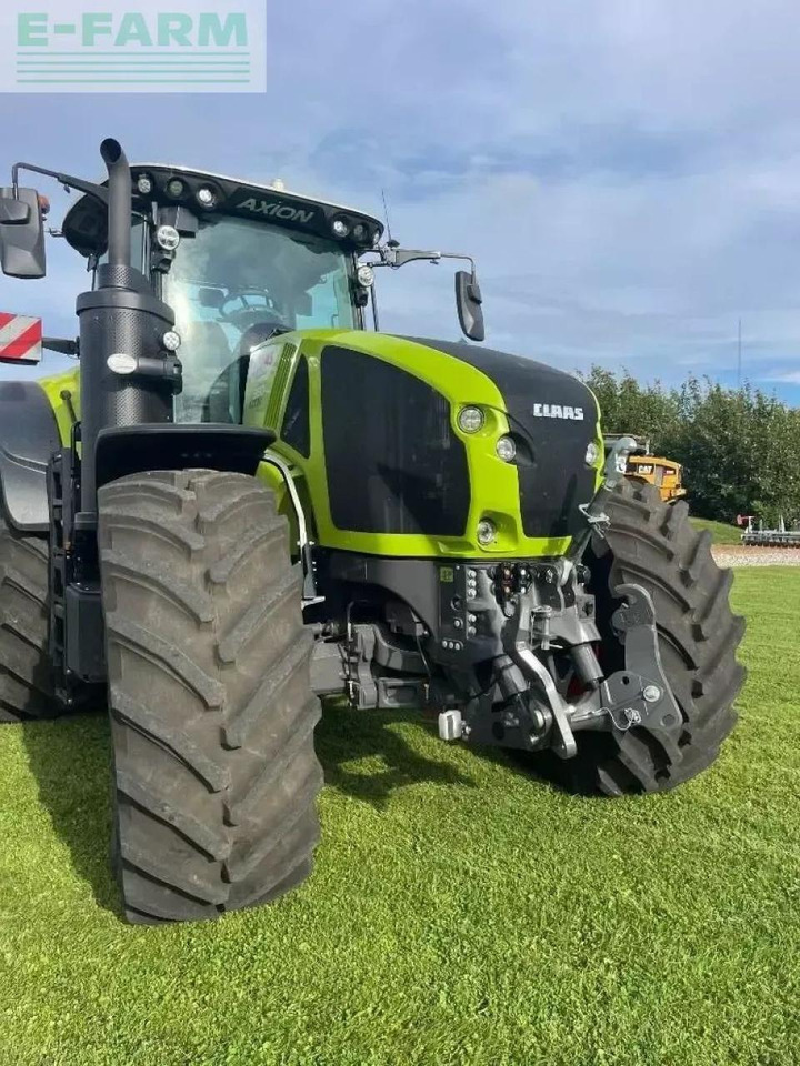 Tractor CLAAS axion 960