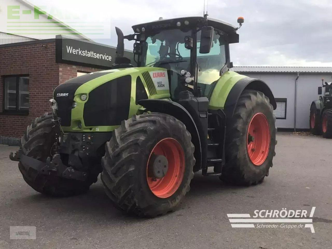 Tractor CLAAS axion 960 cmatic | rtk + s10 terminal