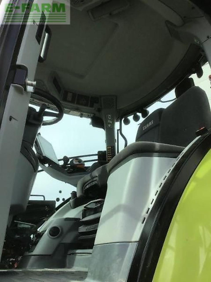 Tractor CLAAS axion 960 stage v