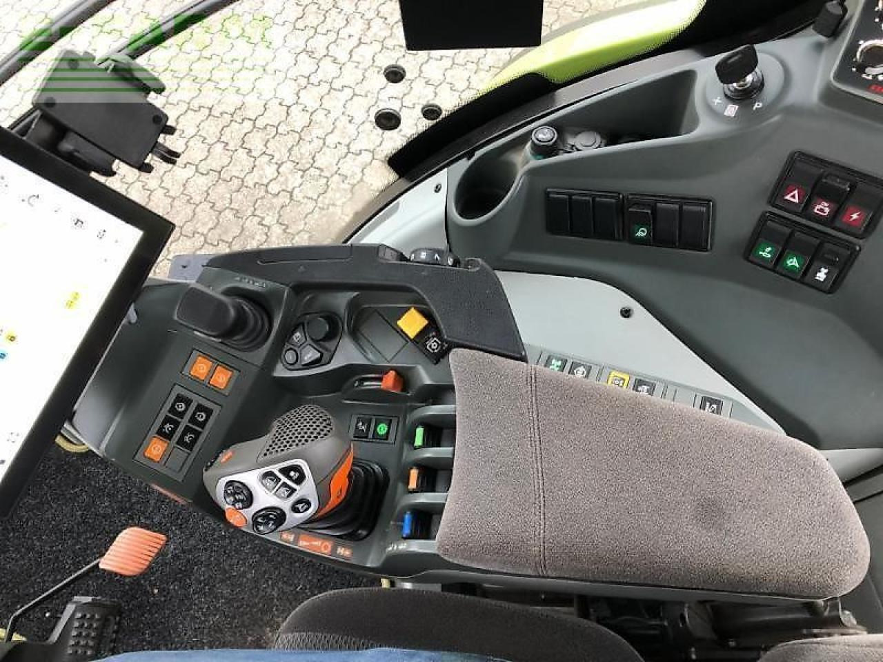 Tractor CLAAS axion 960 terra trac