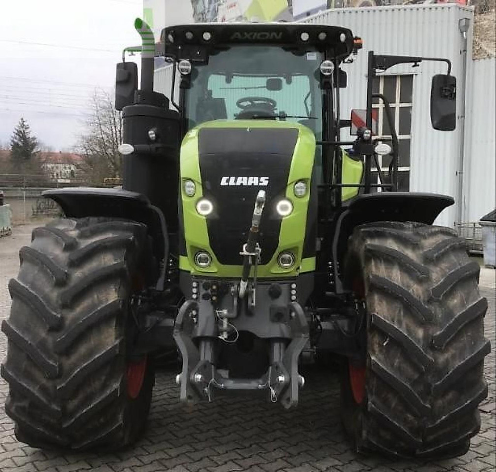Tractor CLAAS axion 960 terra trac v