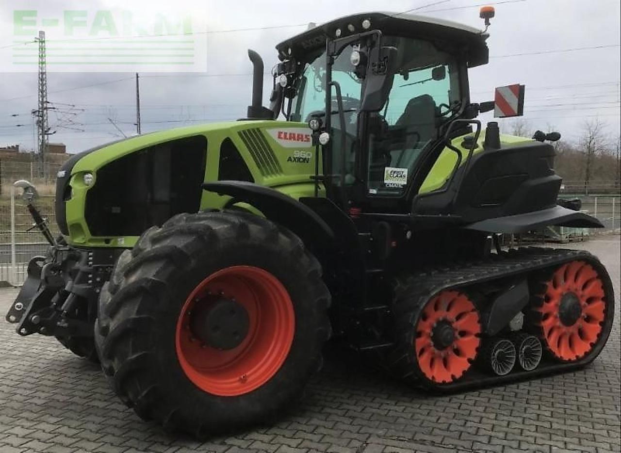 Tractor CLAAS axion 960 terra trac v