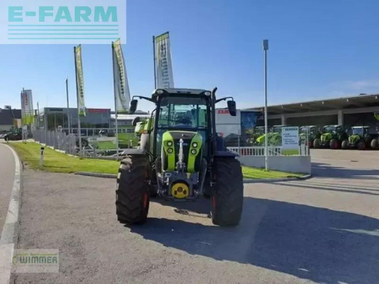 Tractor CLAAS axos 240