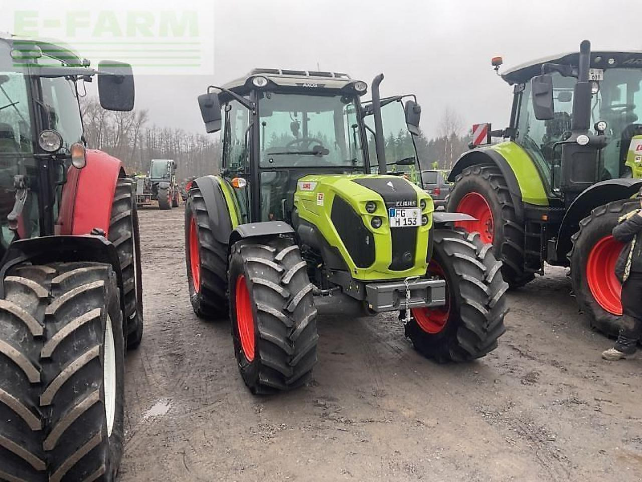Tractor CLAAS axos 240 advanced claas trakto