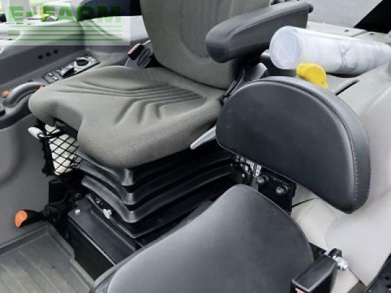 Tractor CLAAS axos 240 advanced mit fl u506