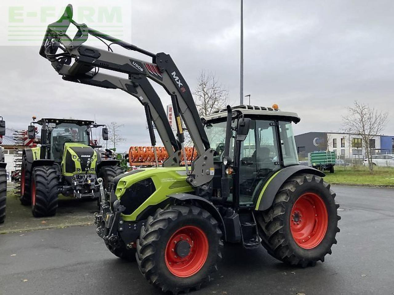 Tractor CLAAS axos 240 advanced mit fl u506