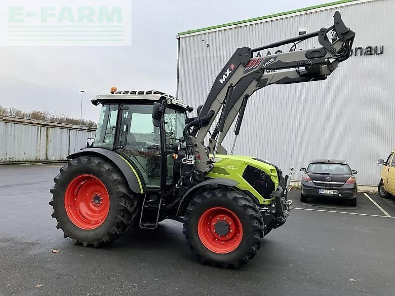 Tractor CLAAS axos 240 advanced mit fl u506