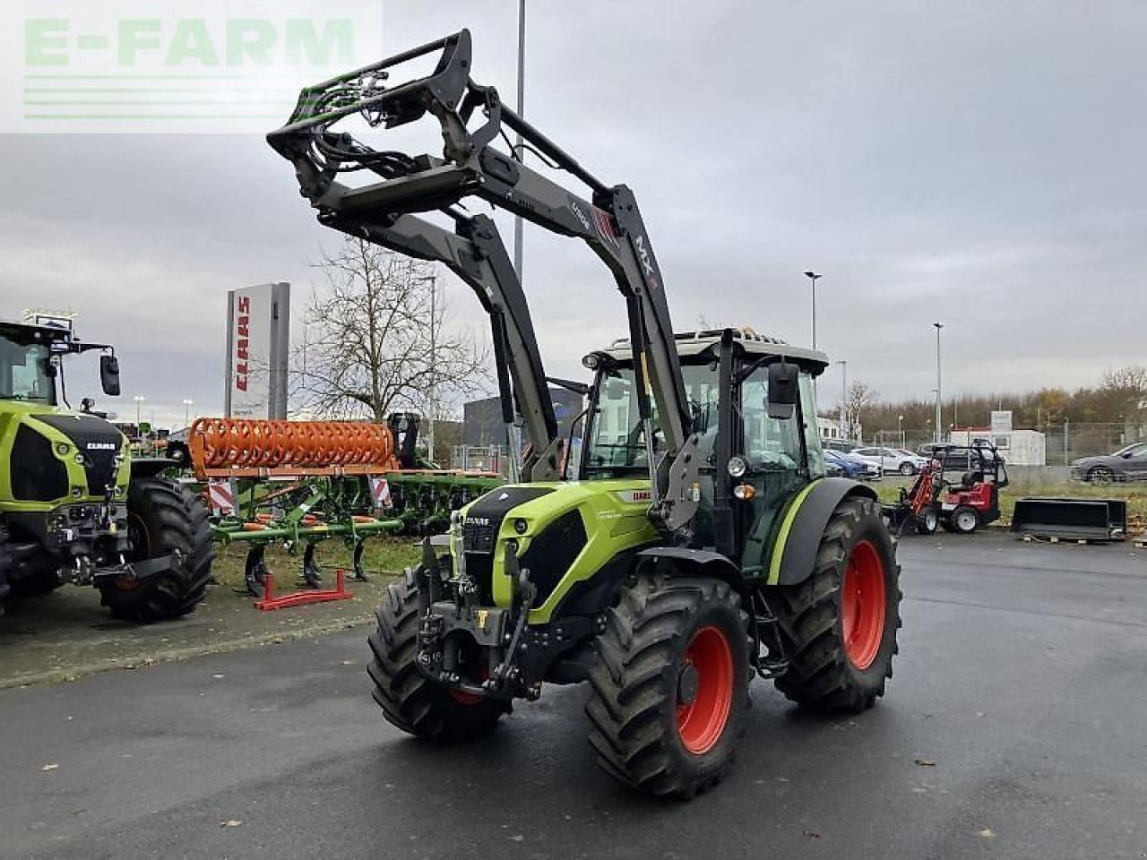 Tractor CLAAS axos 240 advanced mit fl u506