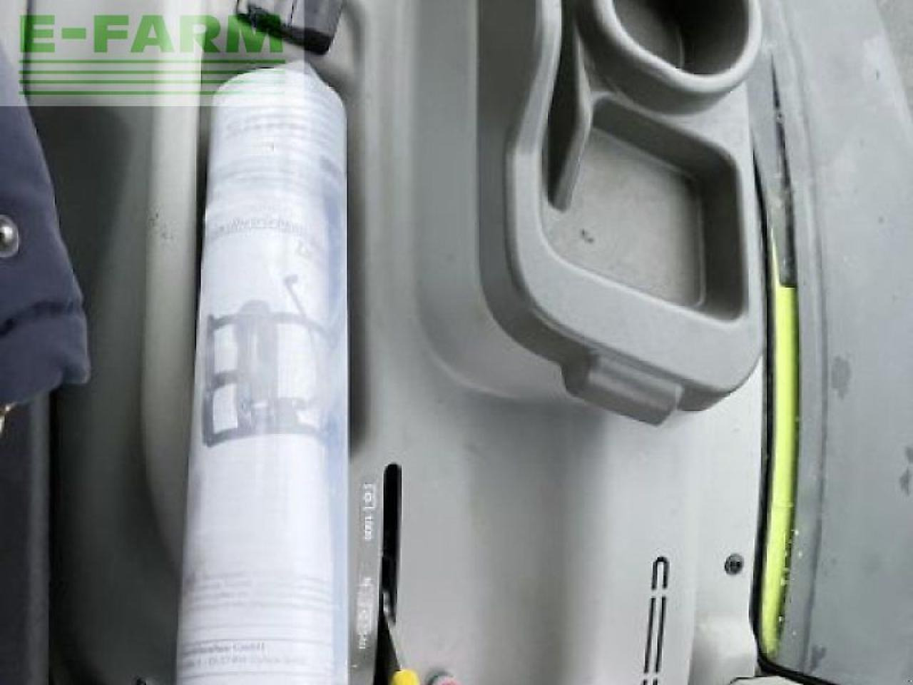 Tractor CLAAS axos 240 advanced mit fl u506