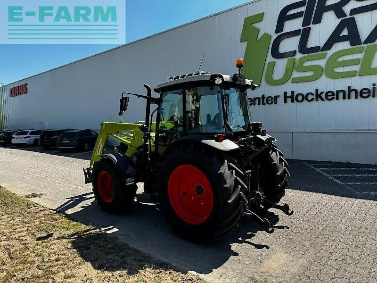 Tractor CLAAS axos 240 stage v