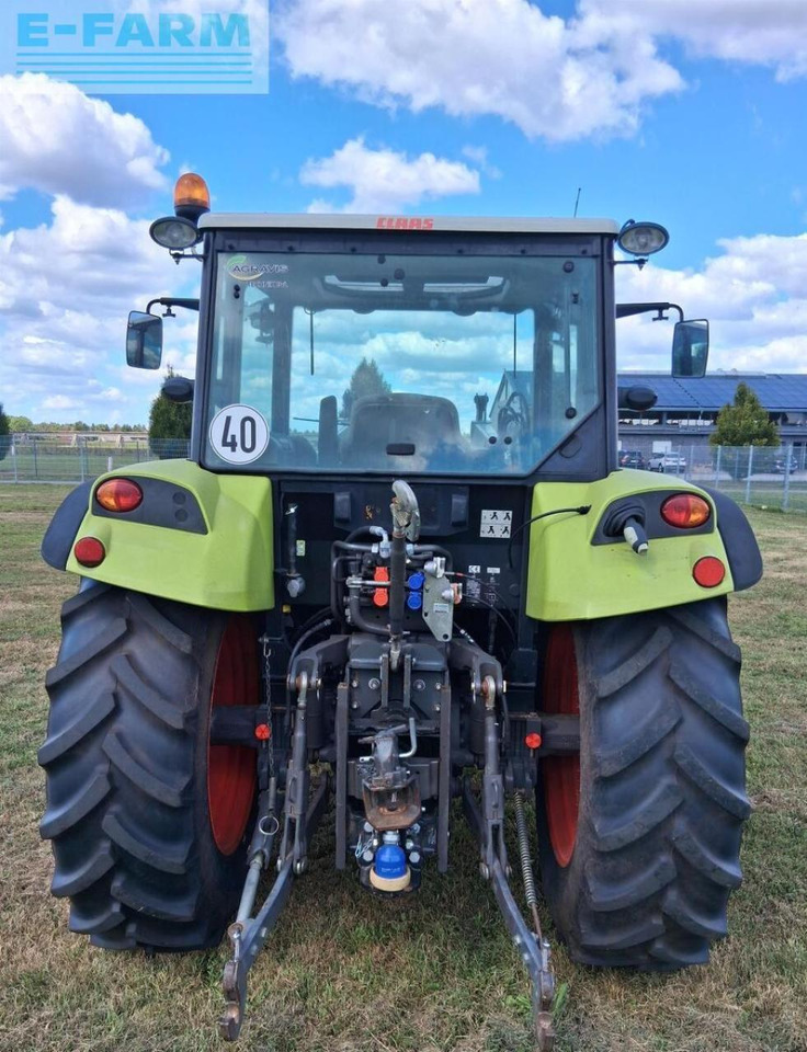 Tractor CLAAS axos 320