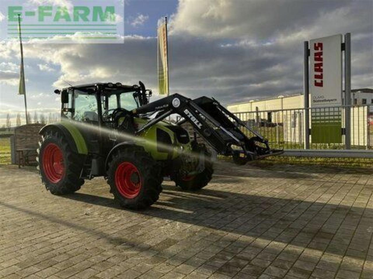 Tractor CLAAS axos 320 cl CL