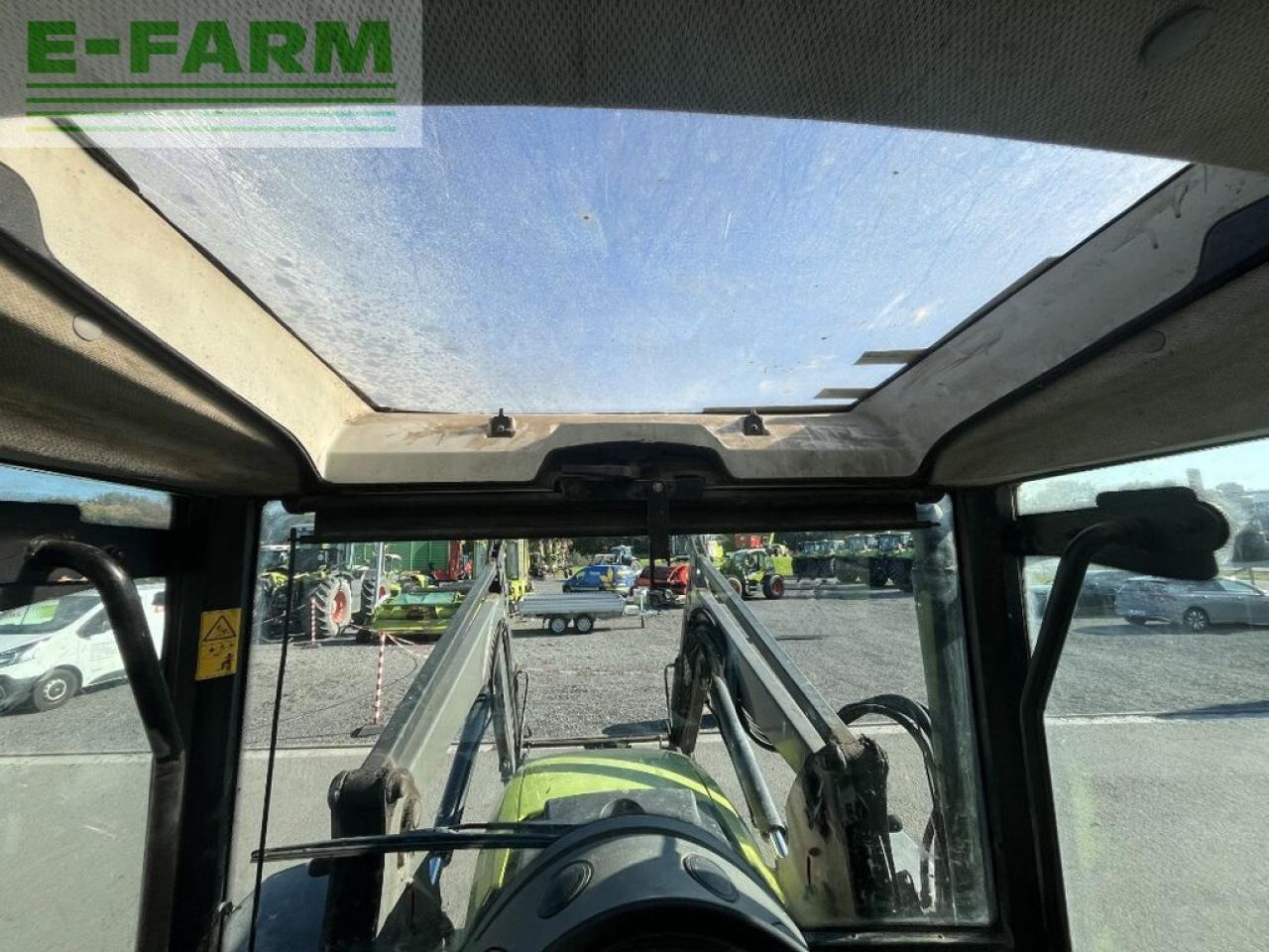 Tractor CLAAS axos 320 cx, frontlader mx u10 CX