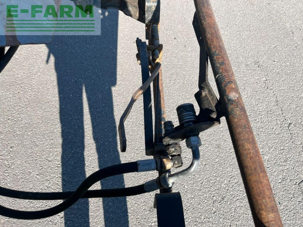 Tractor CLAAS axos 320 cx, frontlader mx u10 CX