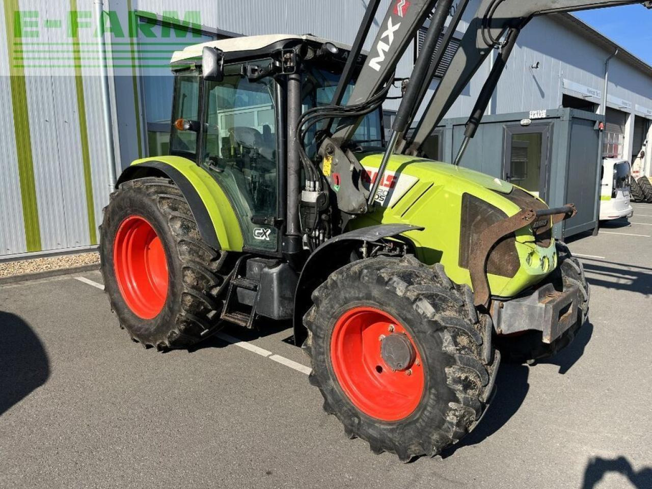 Tractor CLAAS axos 320 cx, frontlader mx u10 CX
