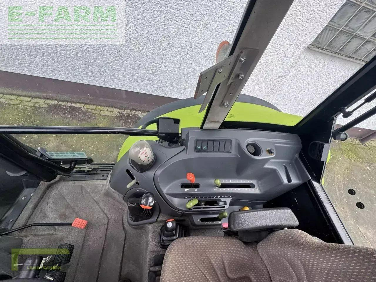 Tractor CLAAS axos 320 cx stoll fz 20 CX
