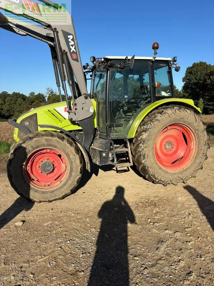 Tractor CLAAS axos 340