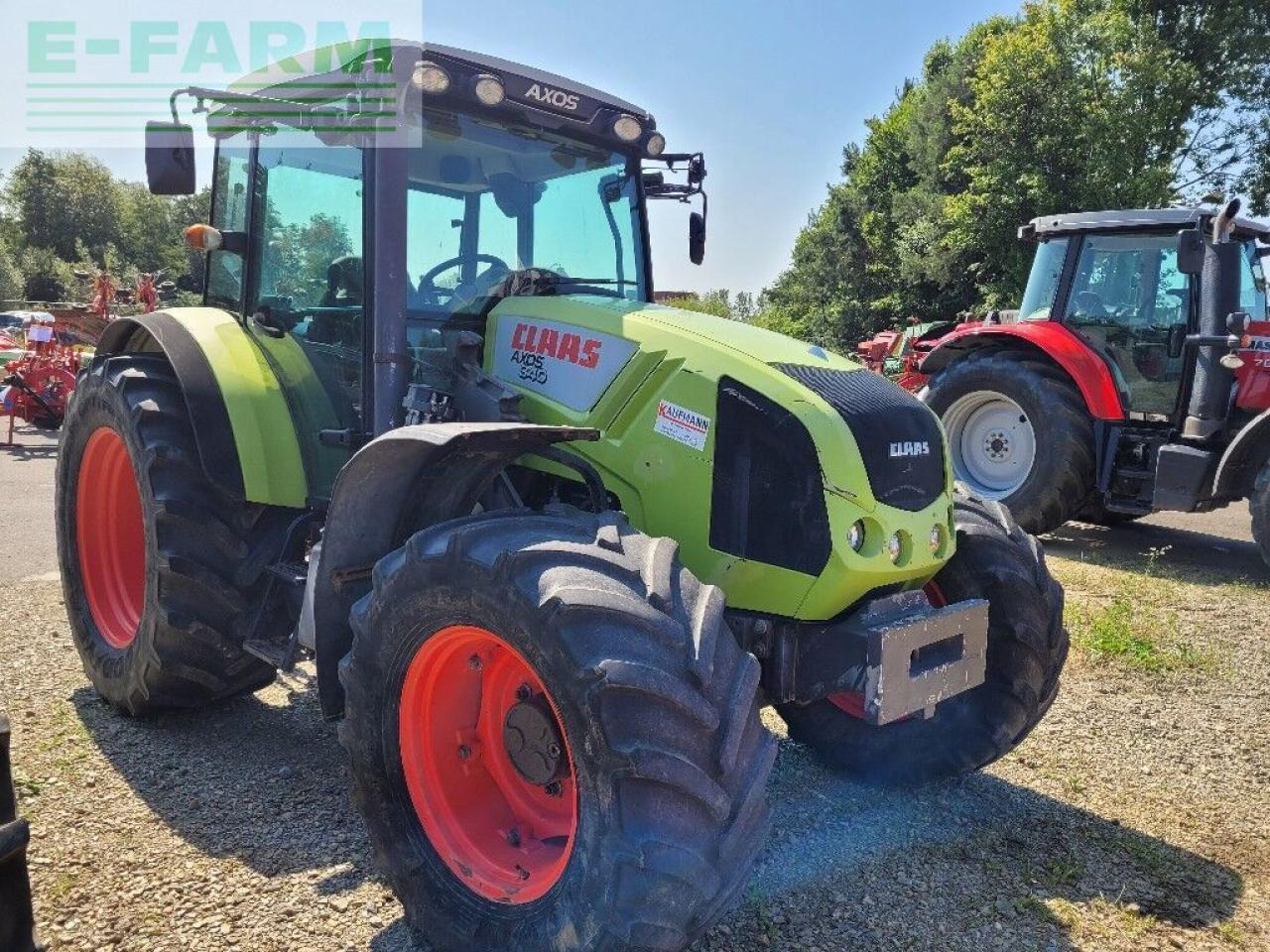Tractor CLAAS axos 340