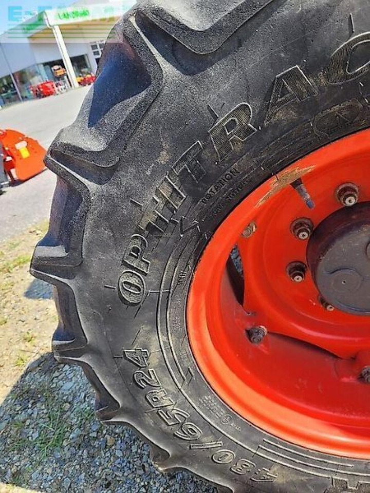 Tractor CLAAS axos 340