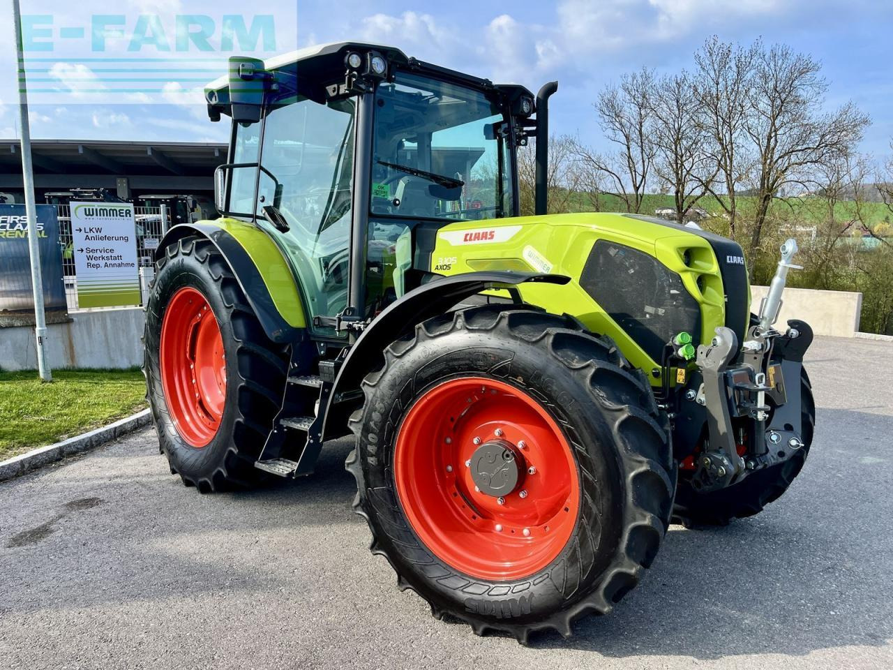 Tractor CLAAS axos 3.105