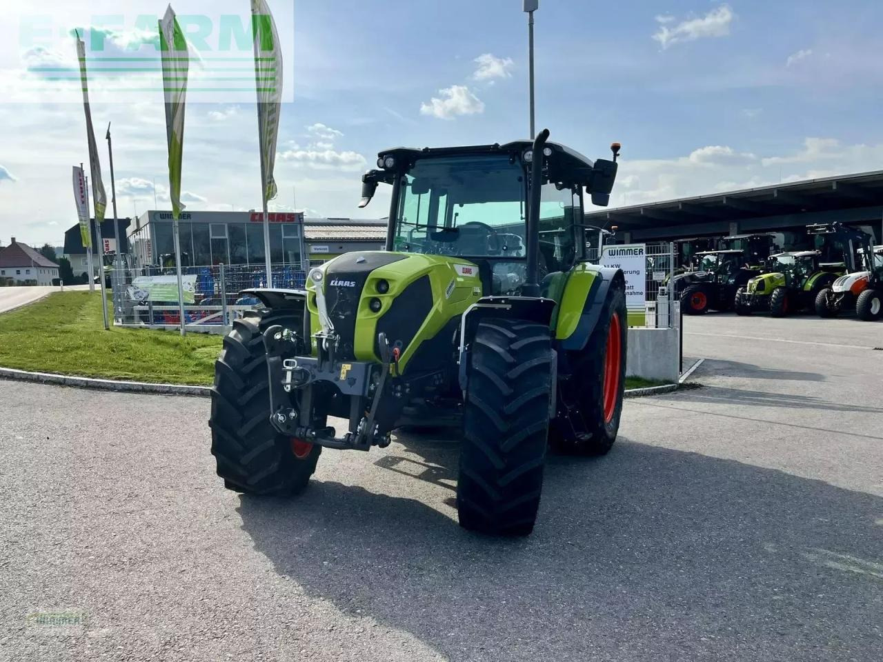 Tractor CLAAS axos 3.105