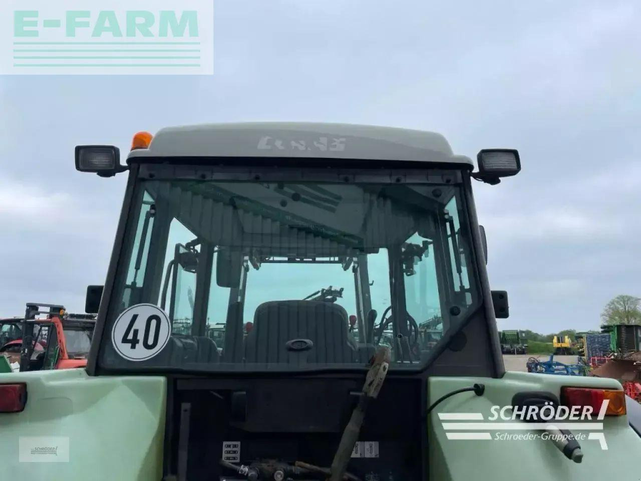 Tractor CLAAS celtis 426