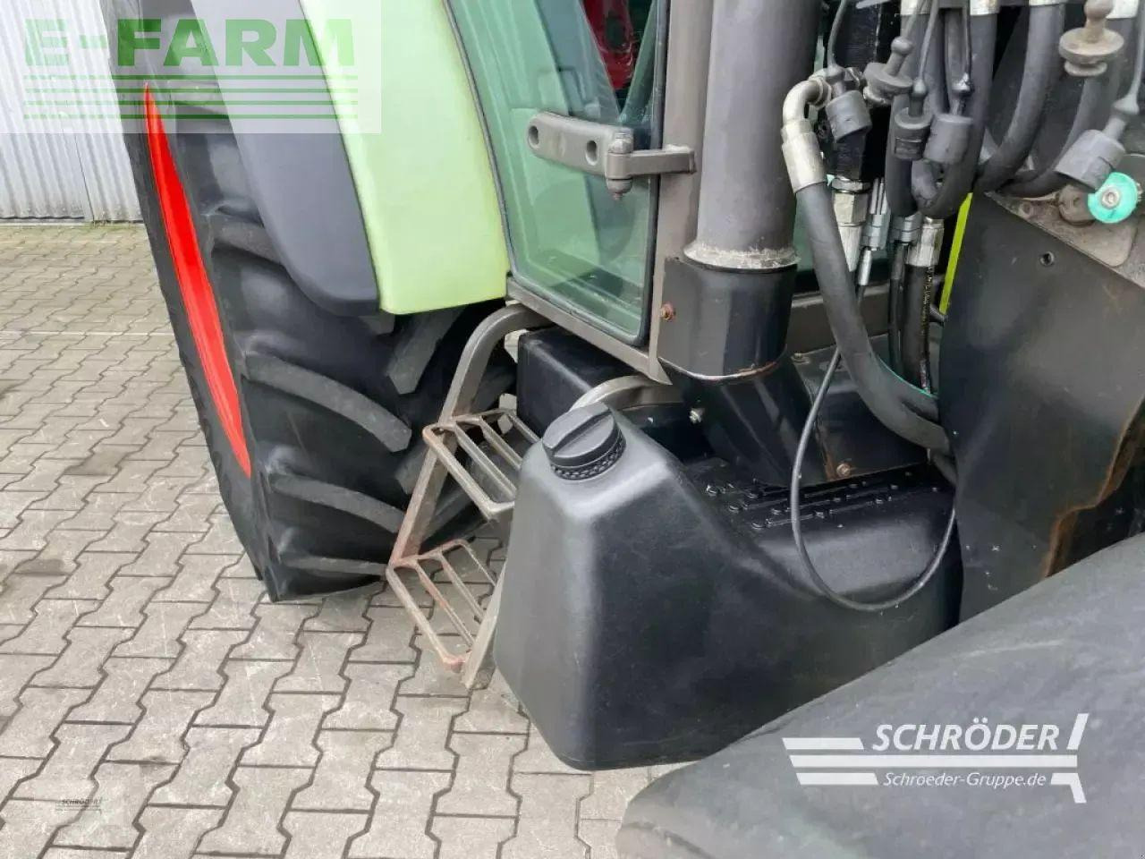 Tractor CLAAS celtis 426