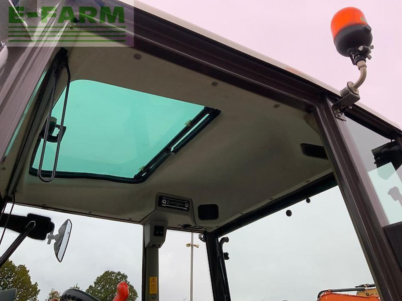 Tractor CLAAS celtis 426rc tractor (st24608)