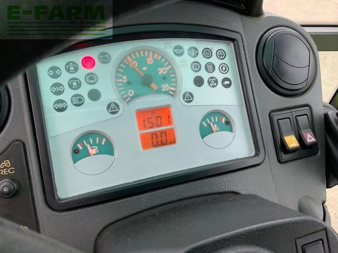 Tractor CLAAS celtis 426rc tractor (st24608)