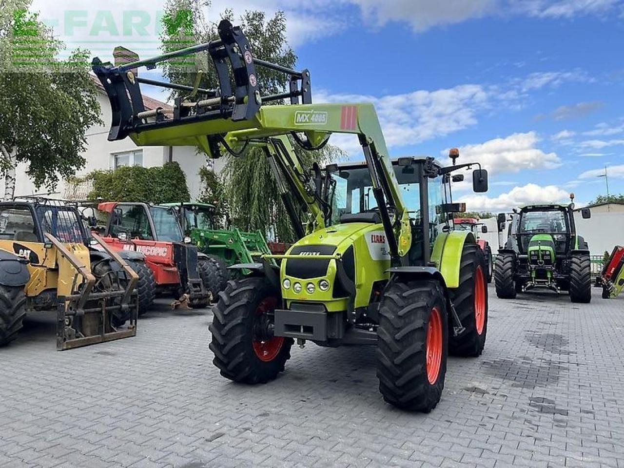 Tractor CLAAS celtis 446 plus rx + mailleux mx40-85